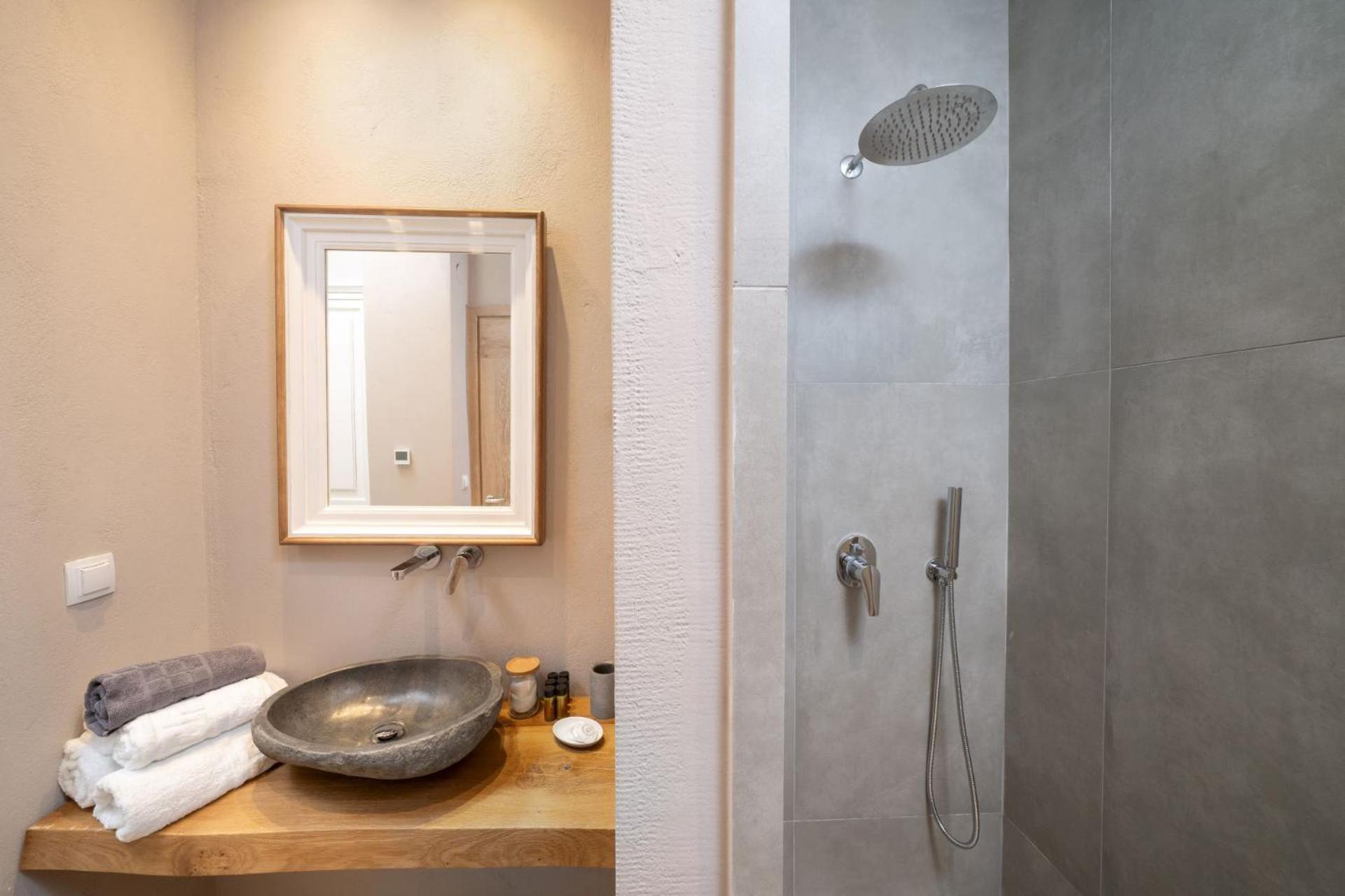 Hotel Kinira Ngoại thất bức ảnh